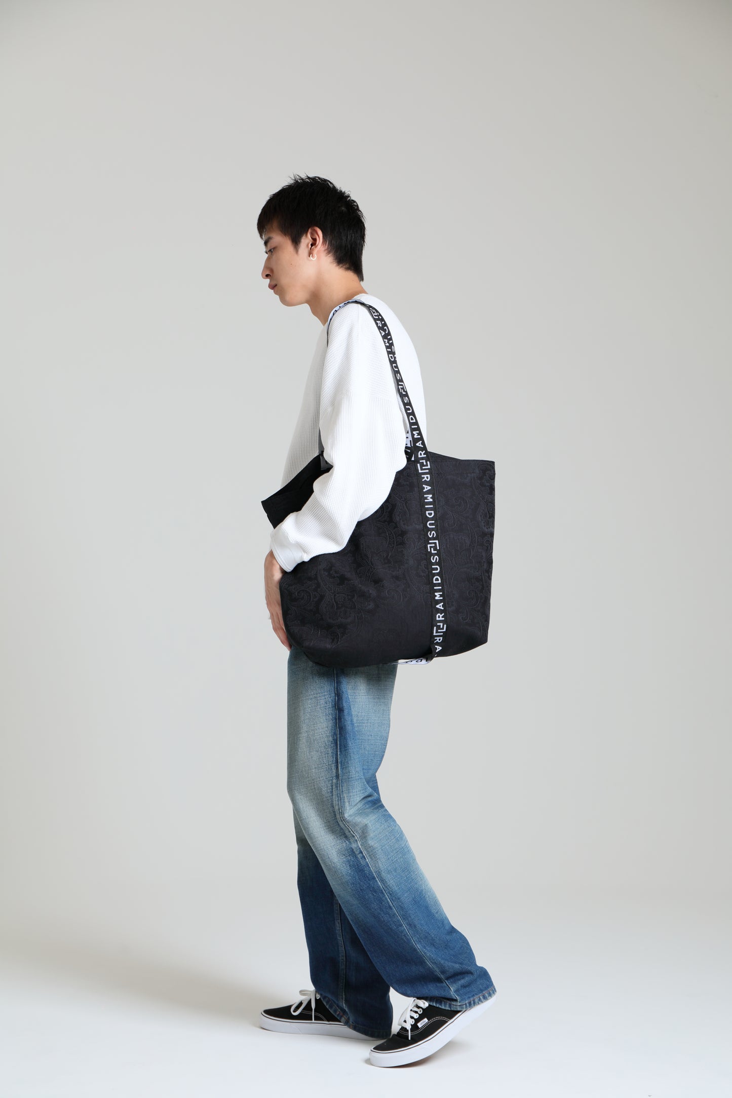 RAMIDUS x DELUXE TOTE L