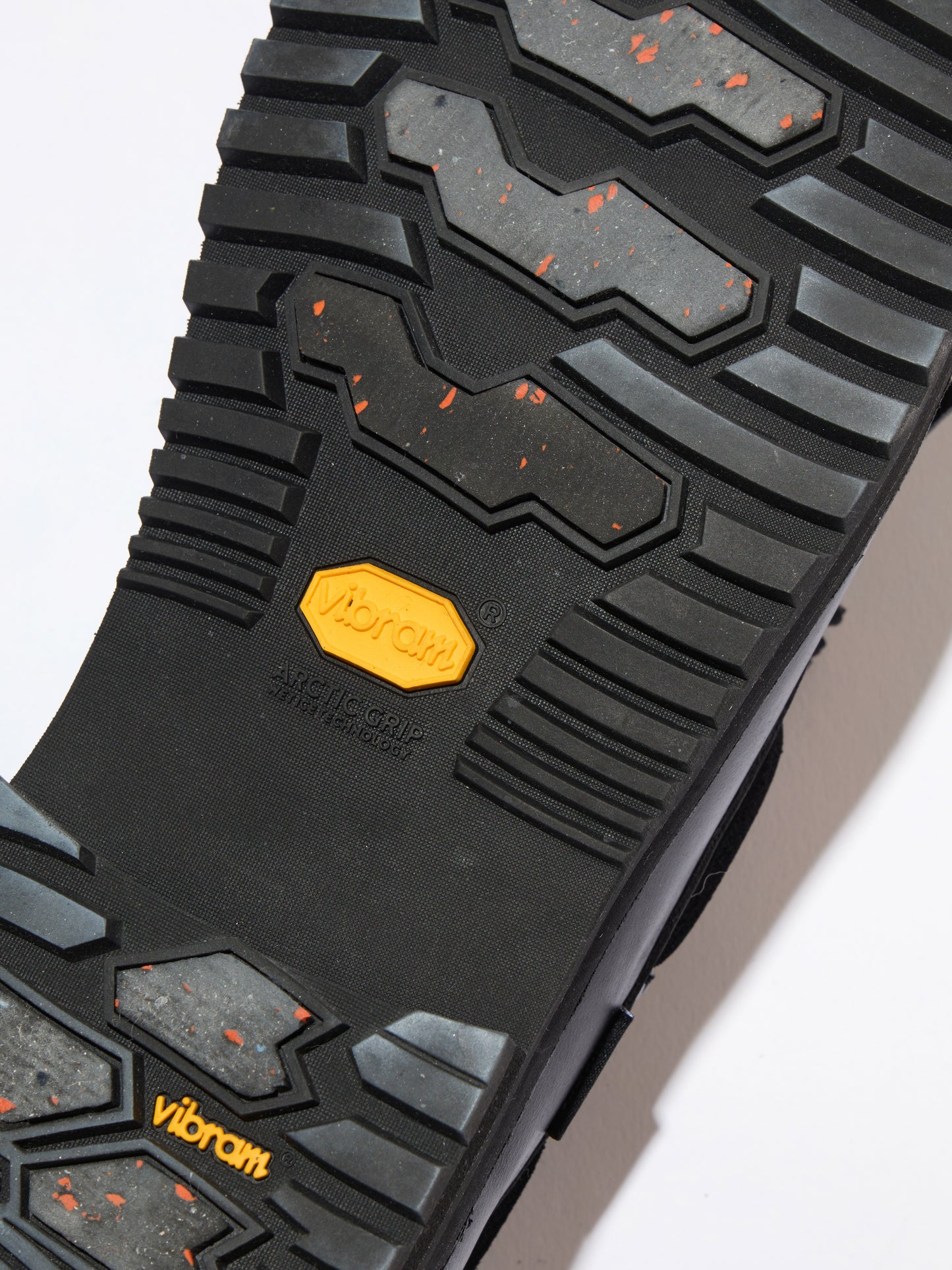 DELUXE x SUICOKE OG463