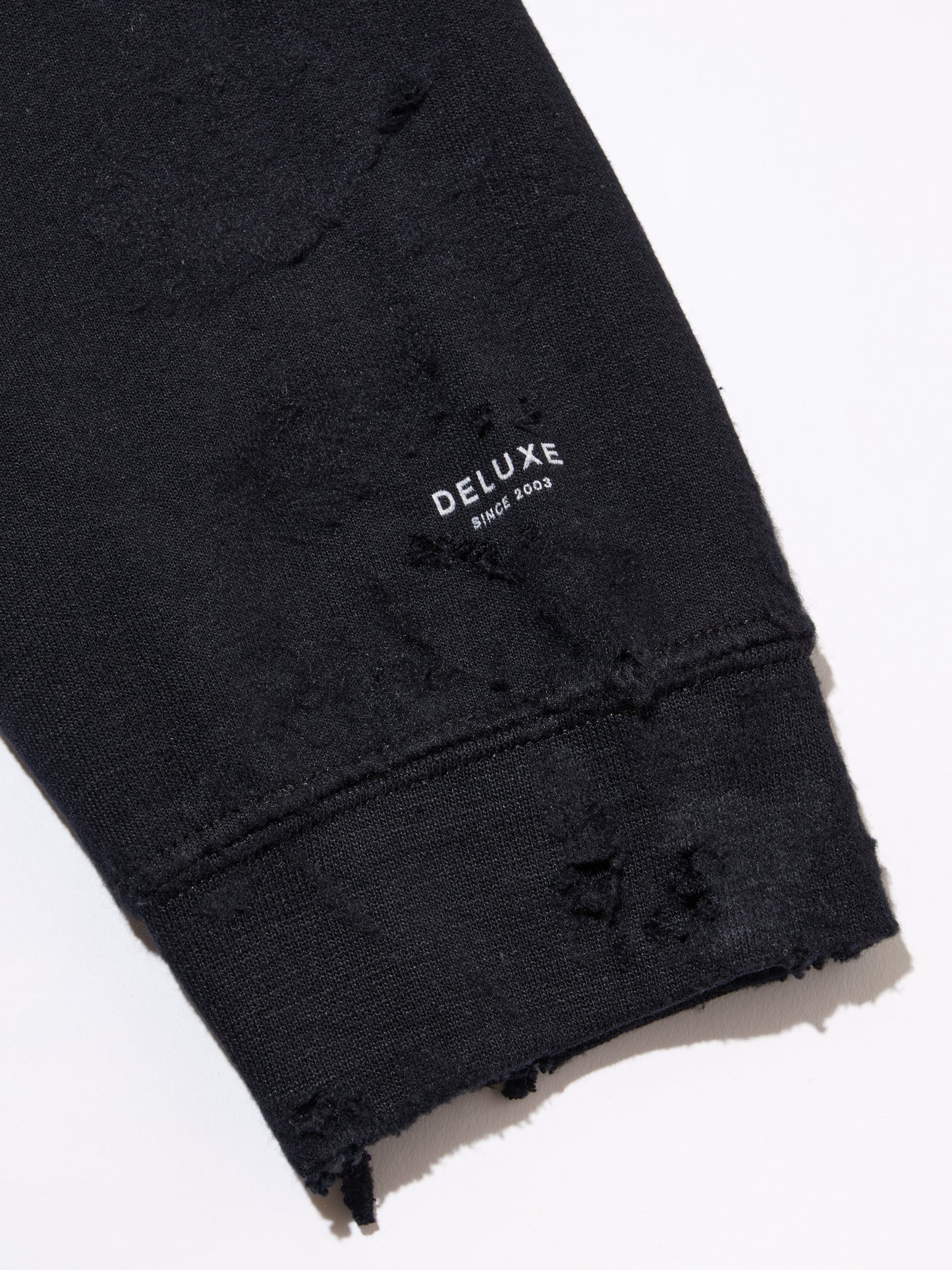 DELUXE LOGO SAVAGE CREW BLACK