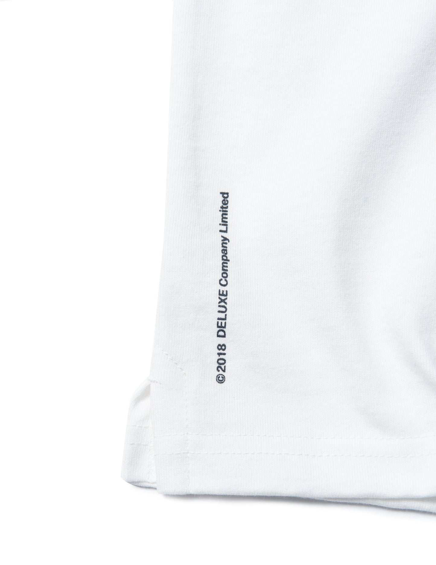 ROOMY WHITE