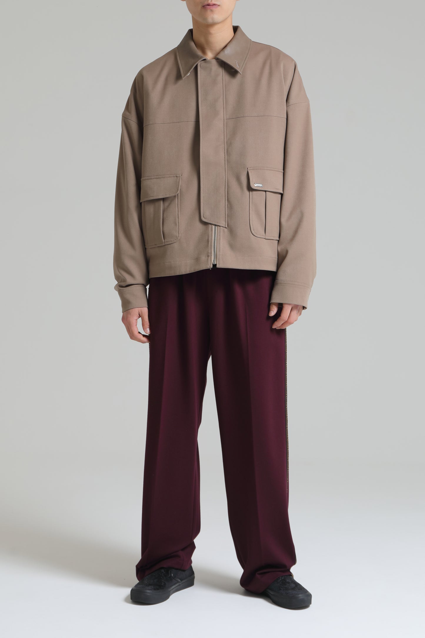 STRANGER BEIGE