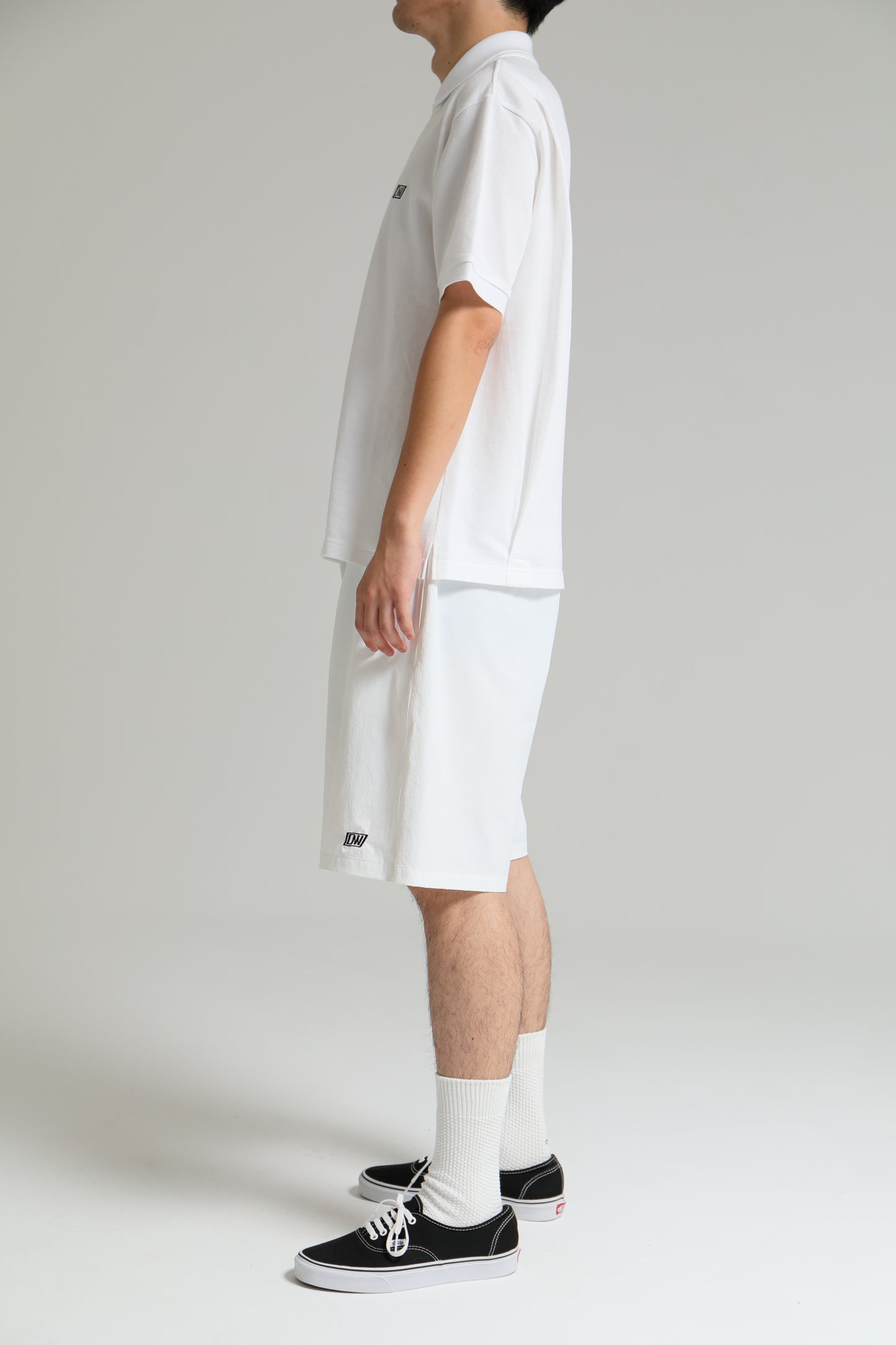 DELUXE x WT SHORTS WHITE