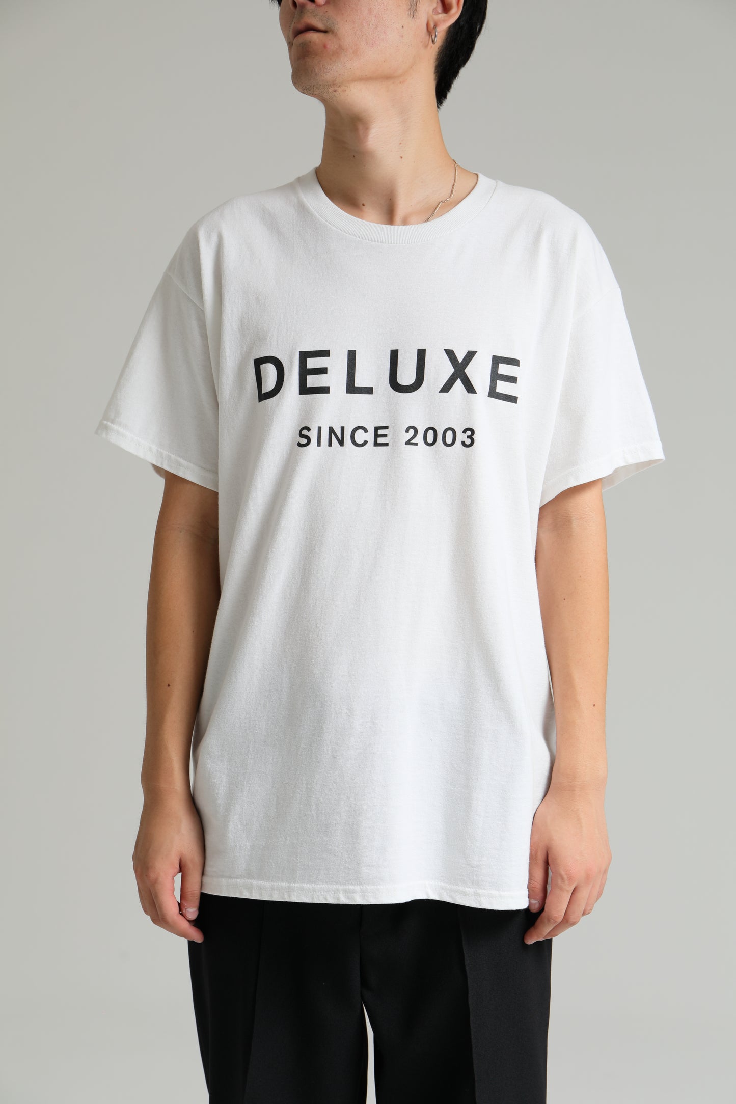 DELUXE LOGO TEE WHITE