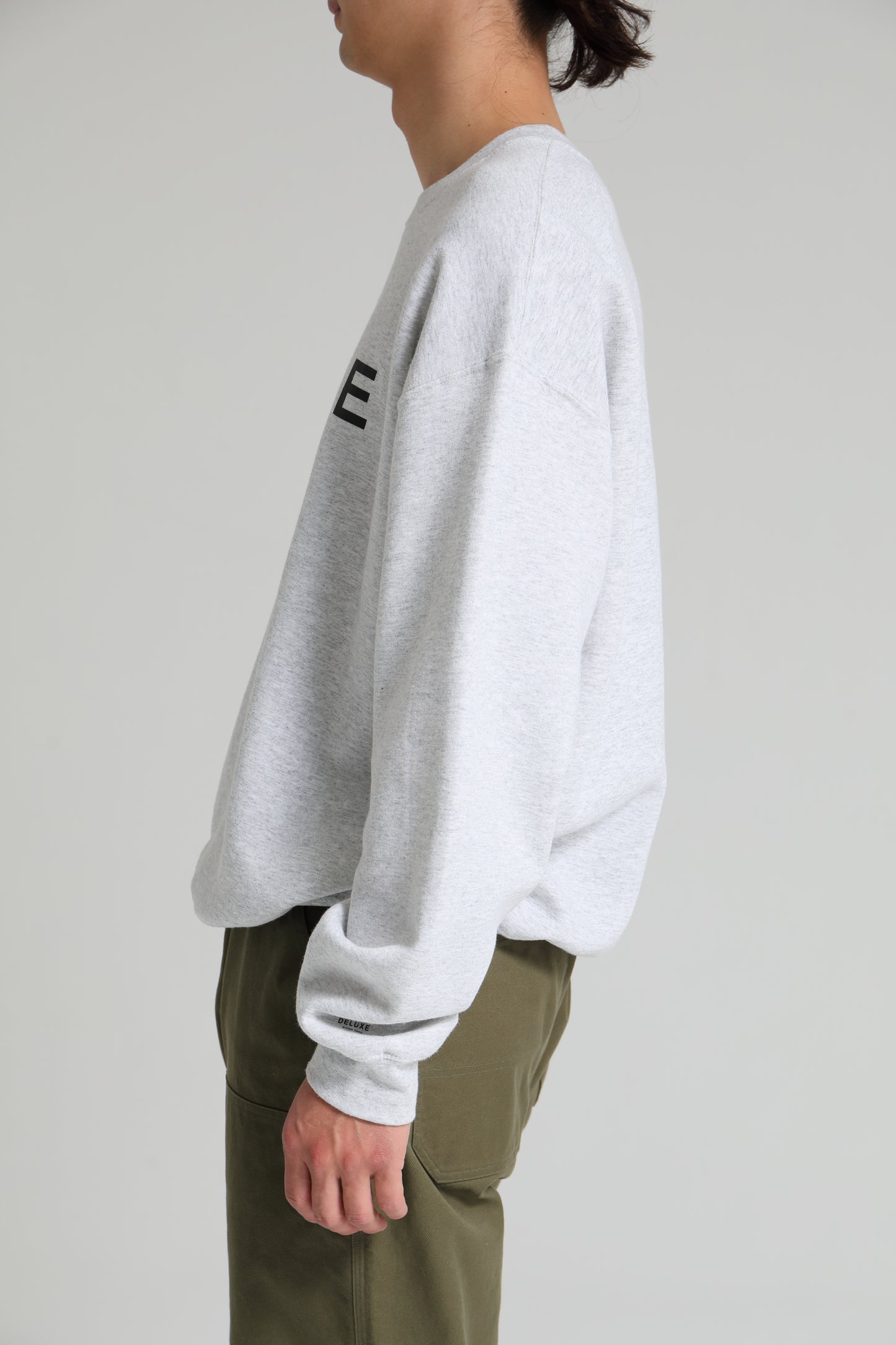 DELUXE LOGO CREW GRAY