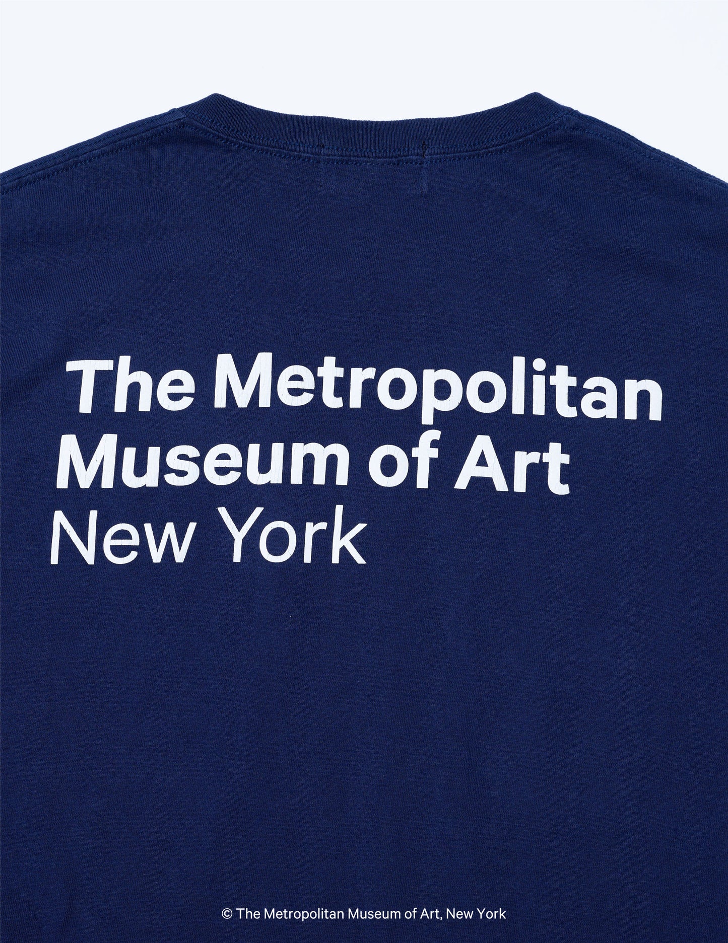THE MET x DELUXE LOGO TEE NAVY