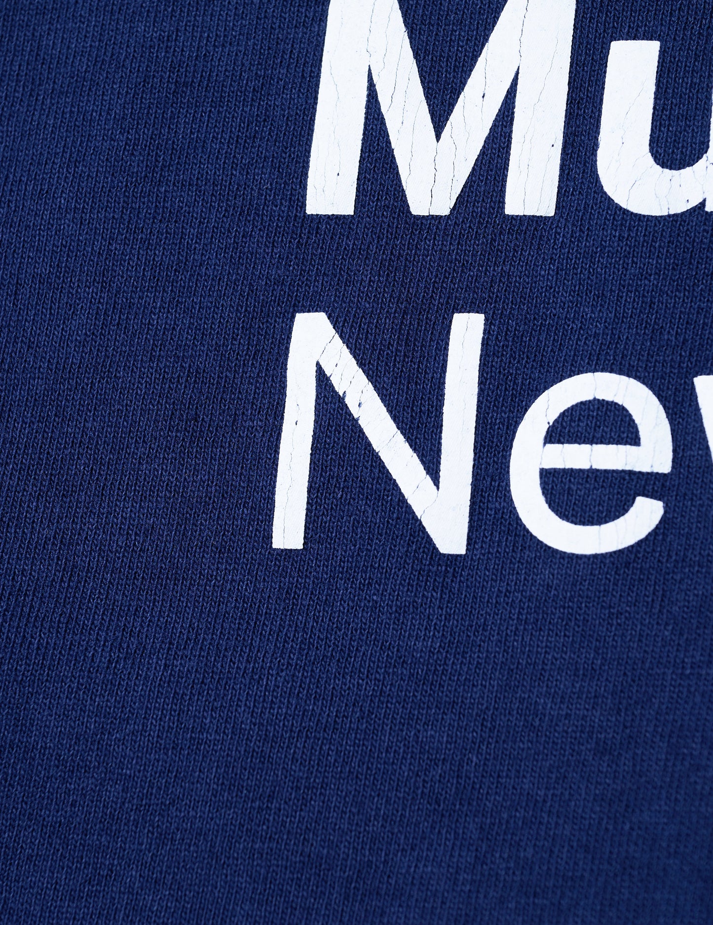 THE MET x DELUXE LOGO TEE NAVY