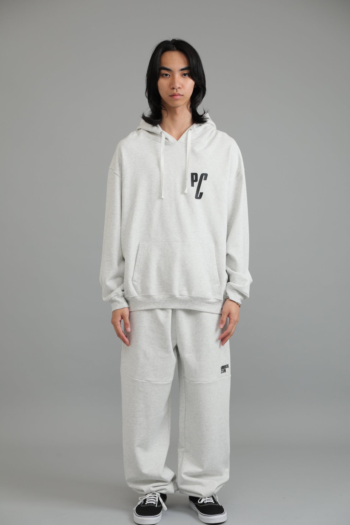 PC EMBLEM HOODY GRAY