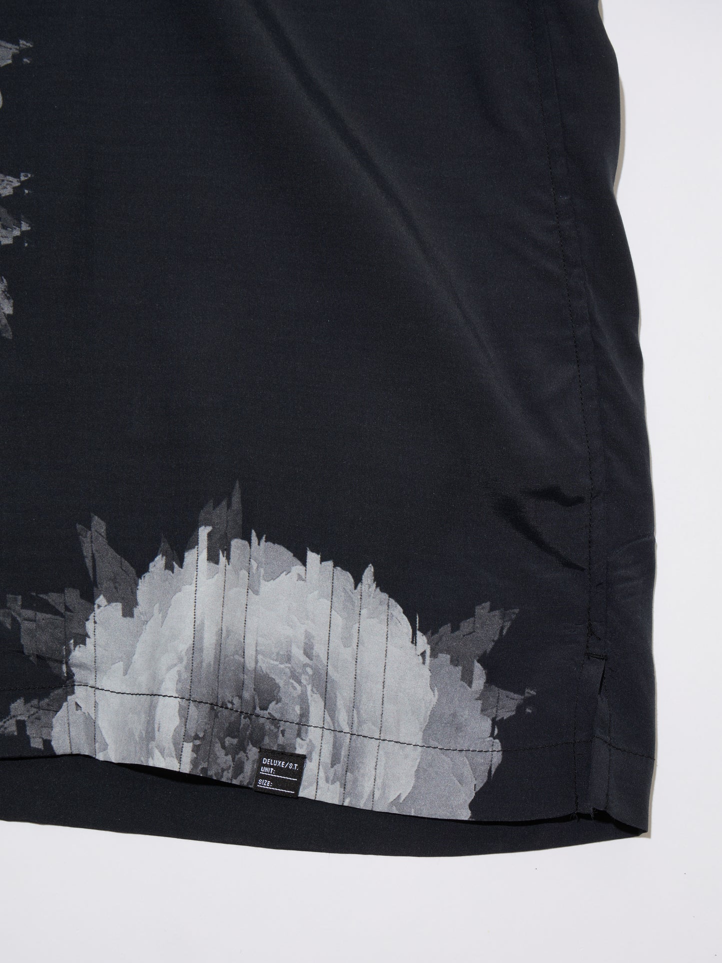 DELUXE x Kosuke Kawamura Flower shirts BLACK