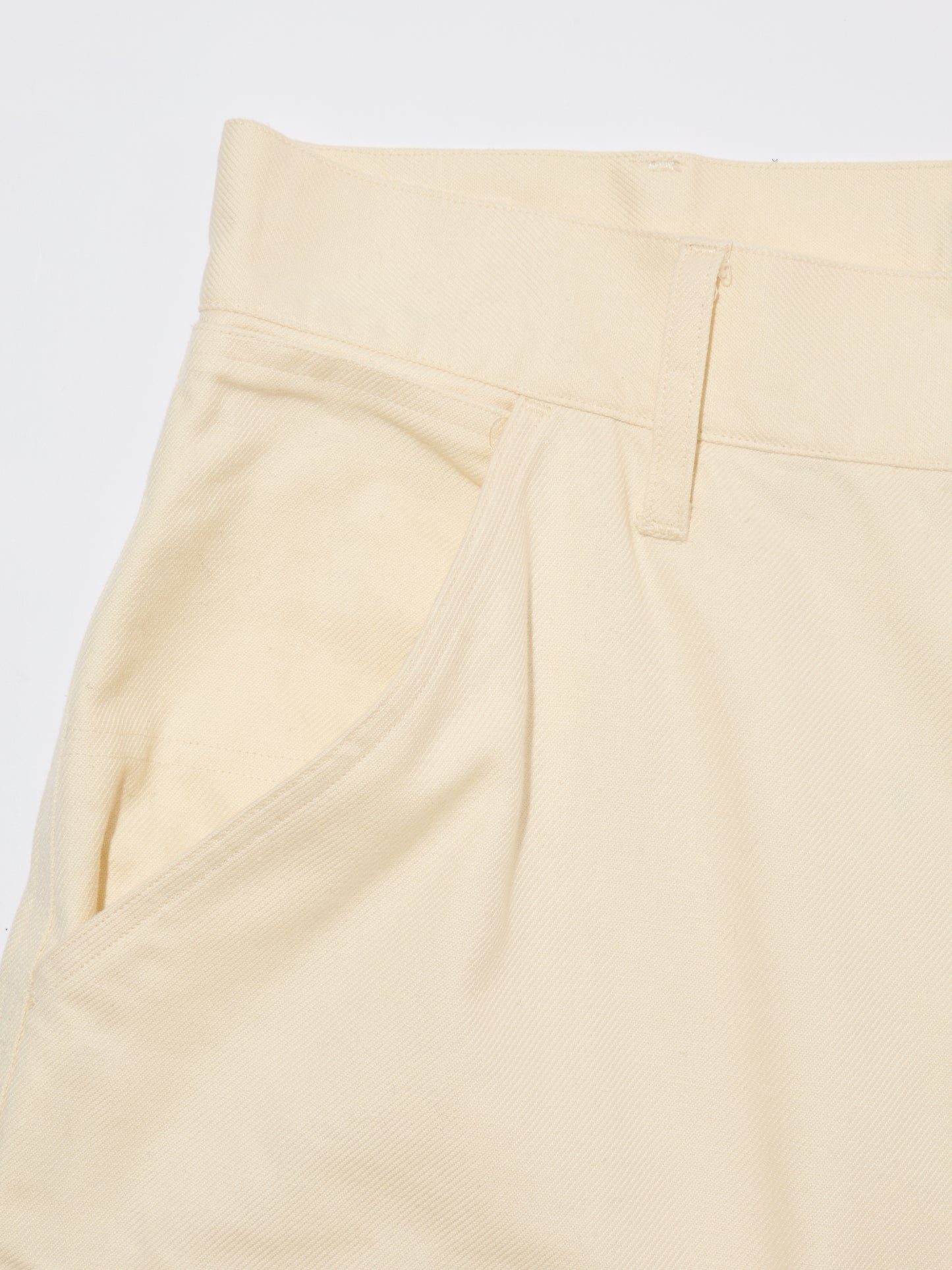 DOUBLE TROUBLE WHITE