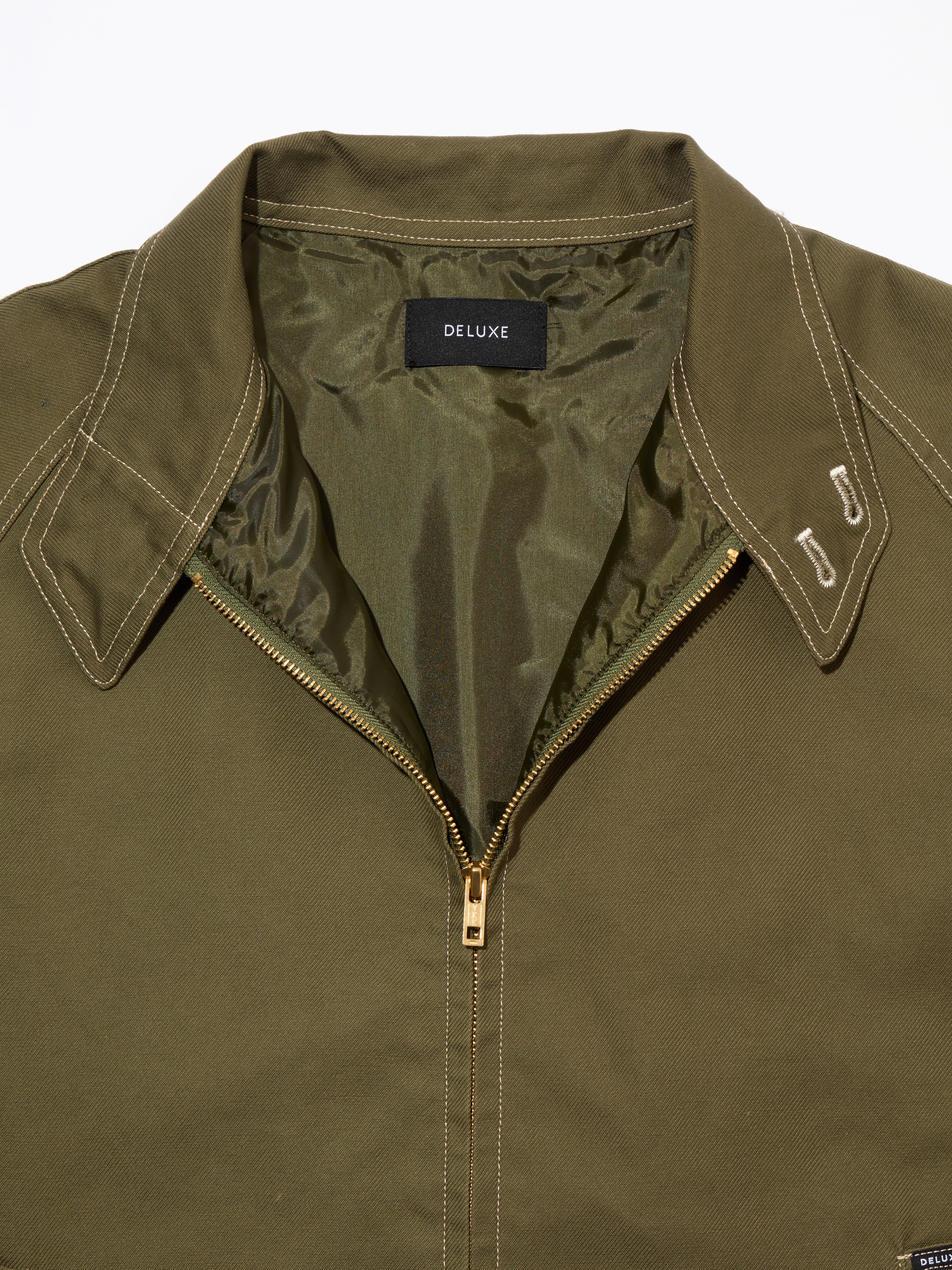 D-4 OLIVE – DELUXE2003