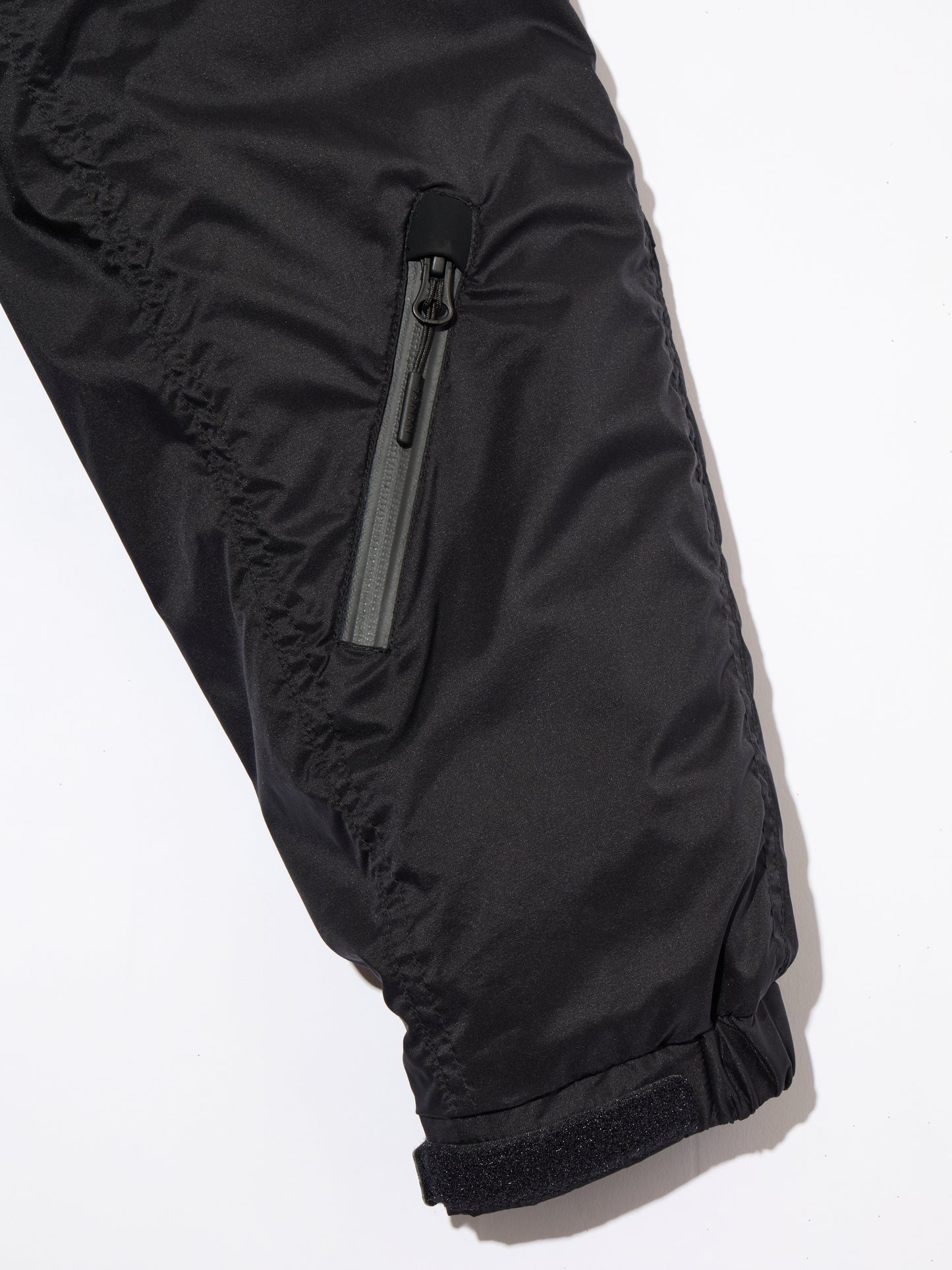 DELUXE x NANGA DOWN JKT BLACK