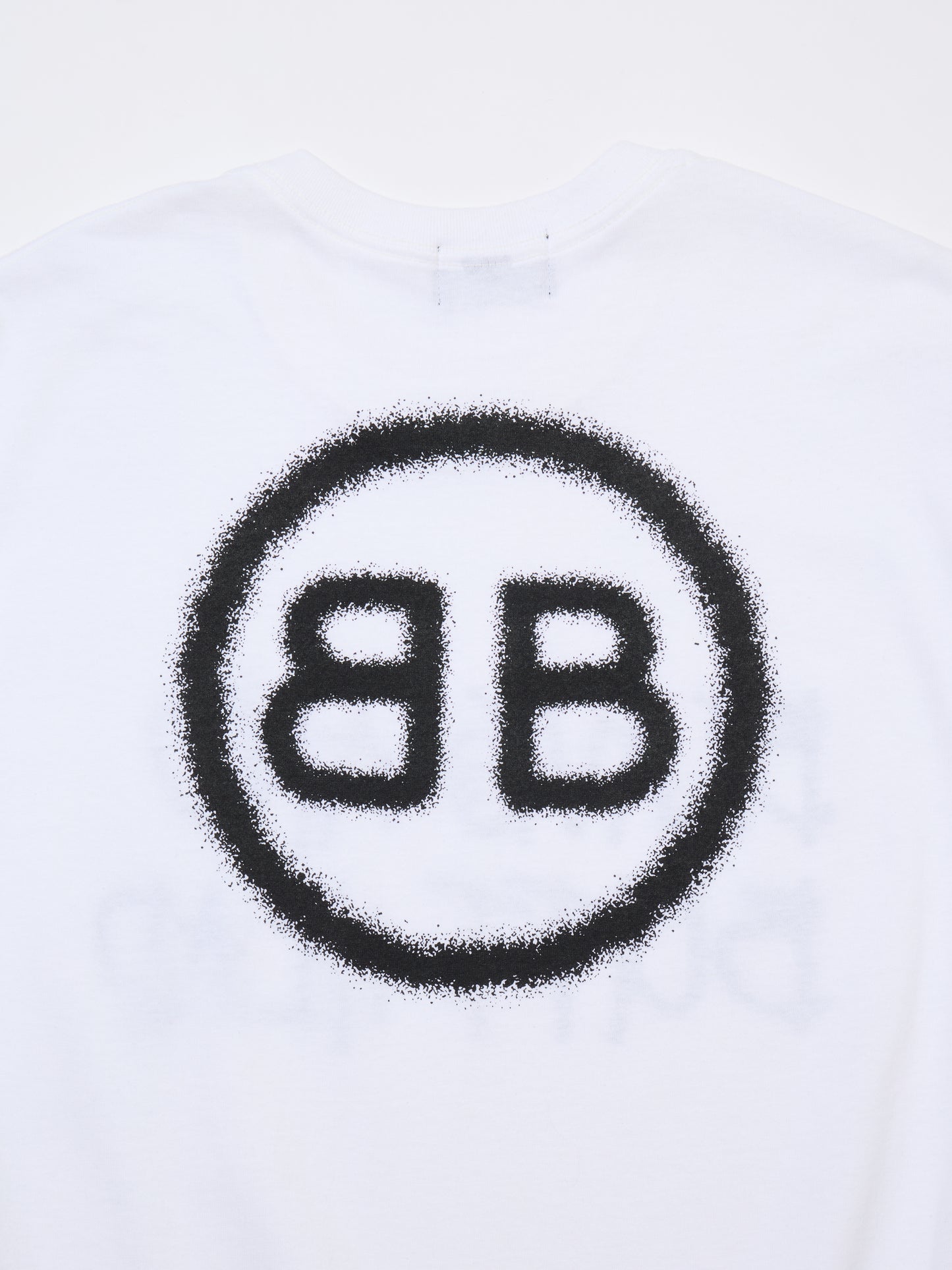 DELUXE x BEAVIS AND BUTT HEAD LOGO TEE WHITE