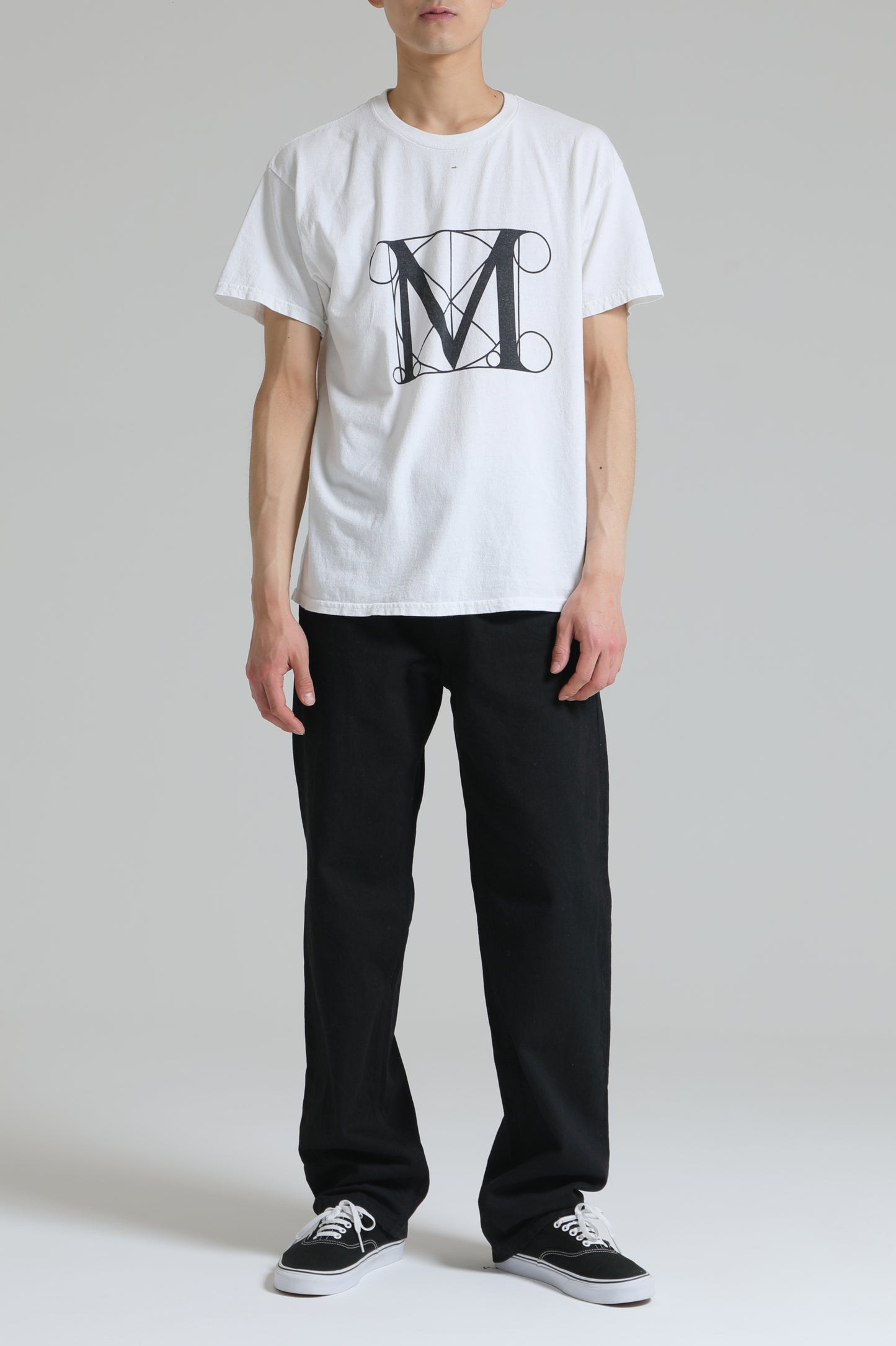 DELUXE x THE MET TEE BLACK