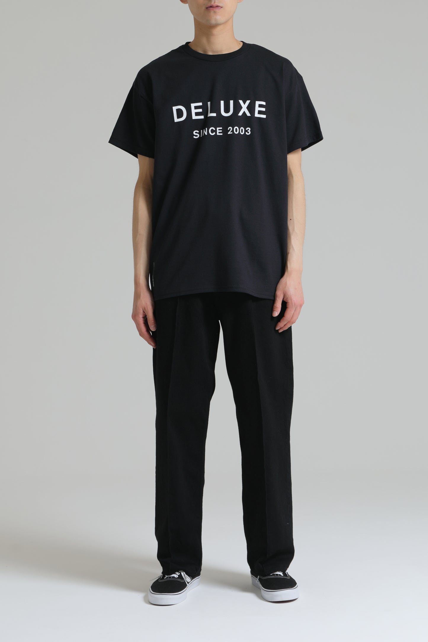 DELUXE LOGO TEE　BLACK