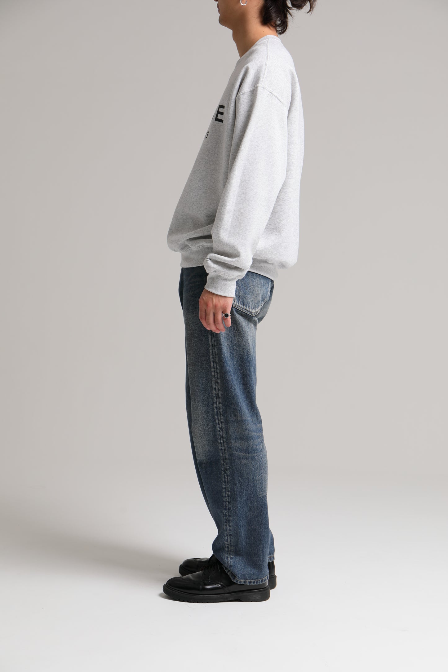 DELUXE LOGO CREW GRAY