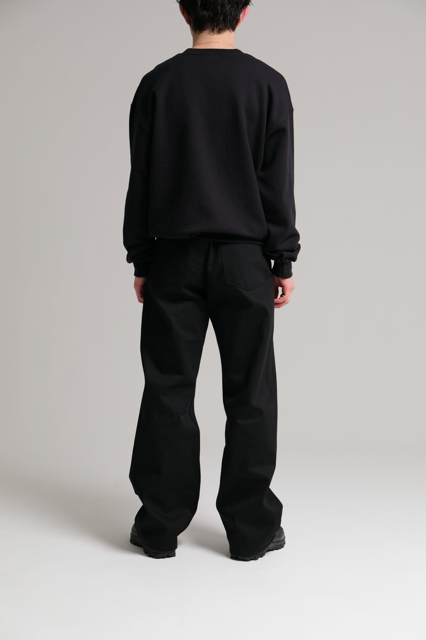 DELUXE LOGO CREW BLACK