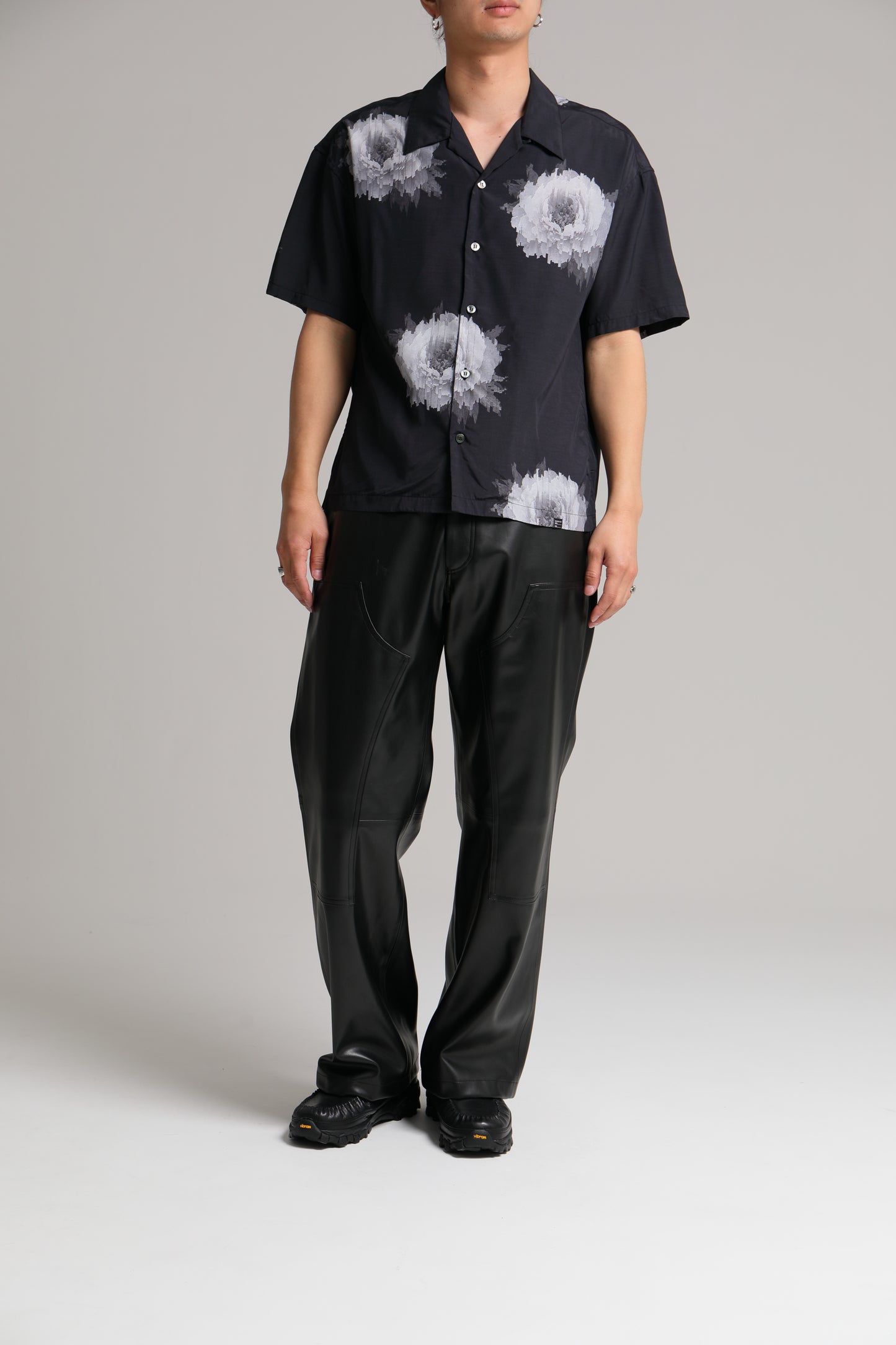 DELUXE x Kosuke Kawamura Flower shirts BLACK
