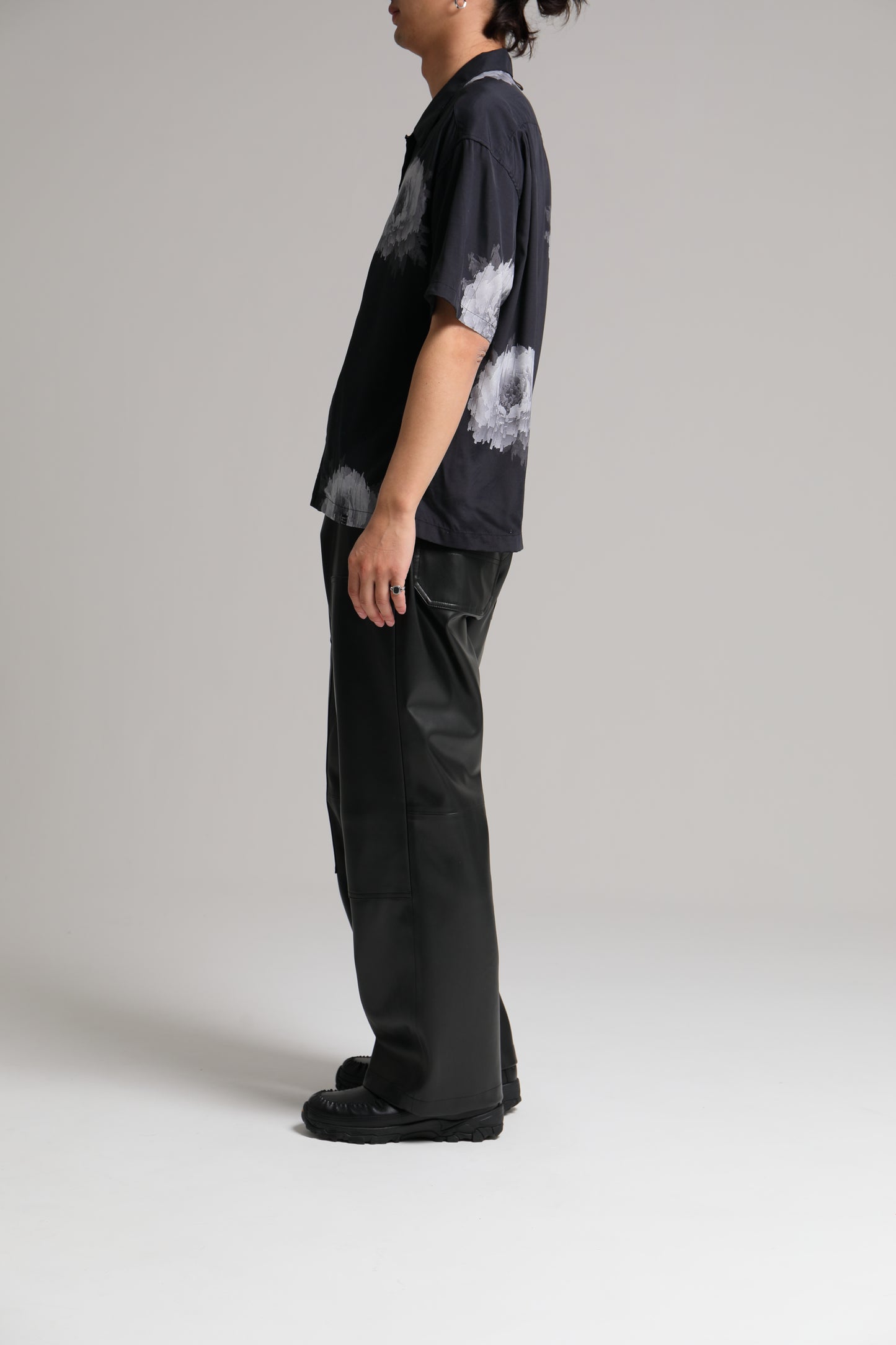DELUXE x Kosuke Kawamura Flower shirts BLACK