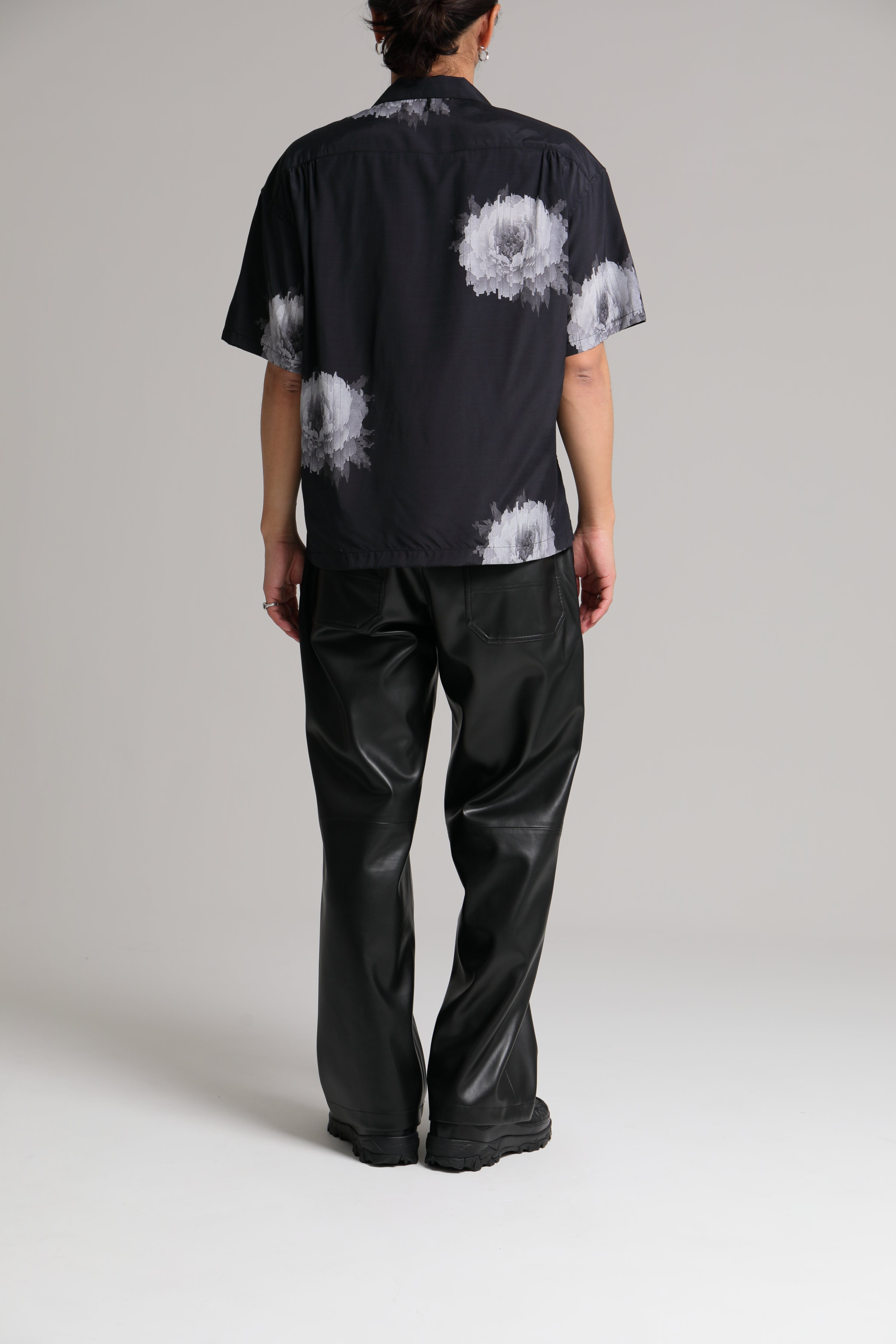 DELUXE x Kosuke Kawamura Flower shirts BLACK – DELUXE2003