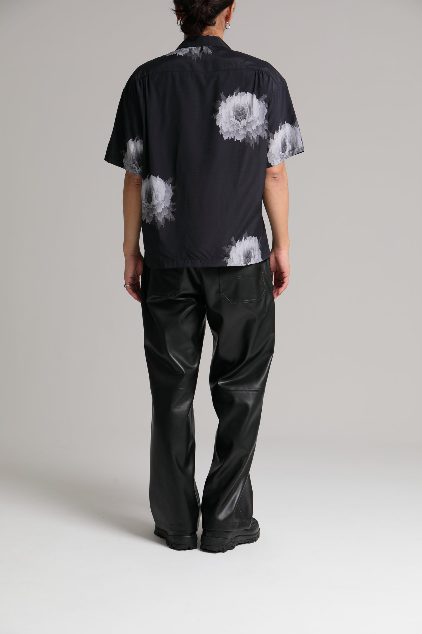 DELUXE x Kosuke Kawamura Flower shirts BLACK
