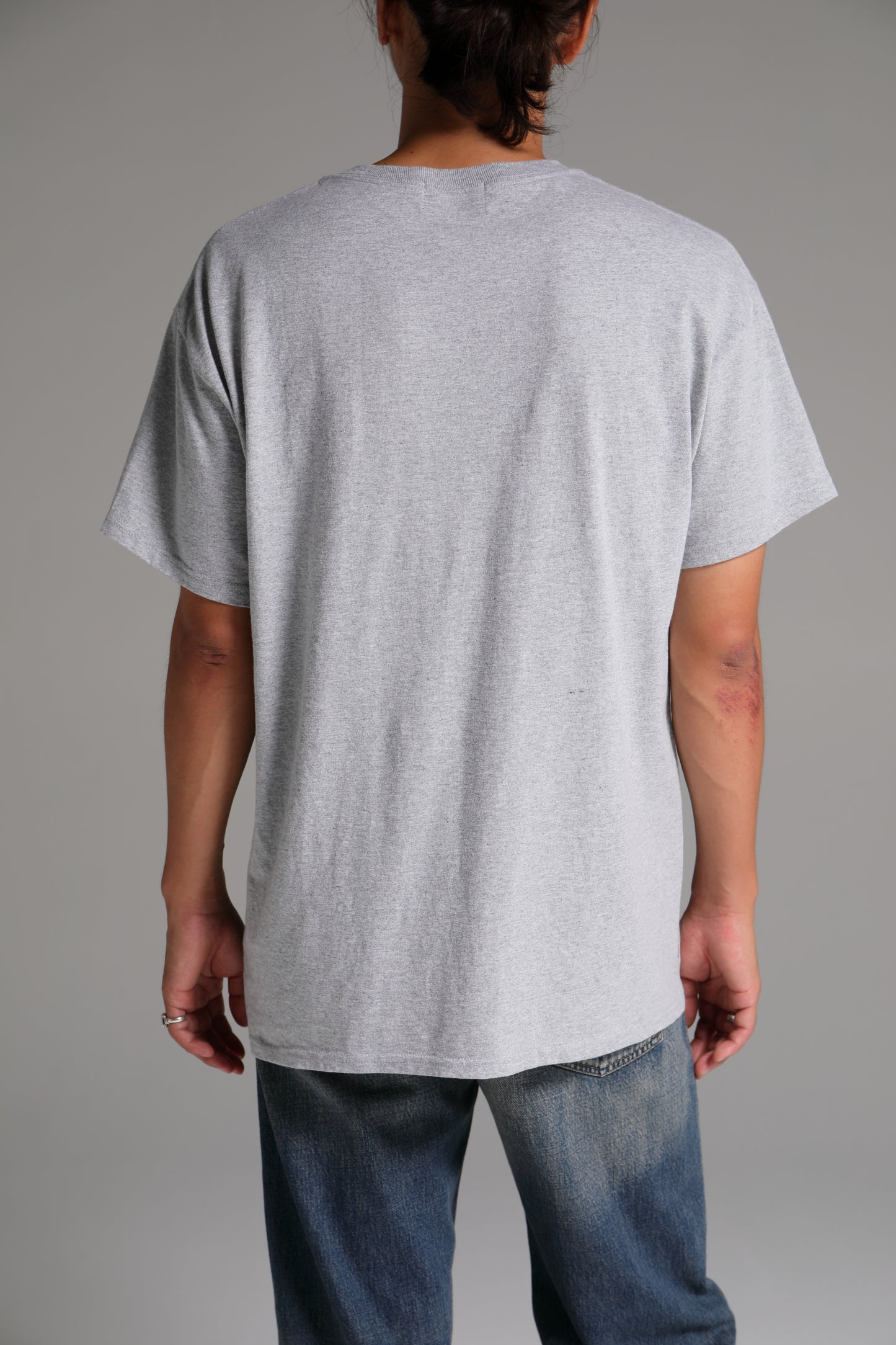 Madison TEE　GRAY
