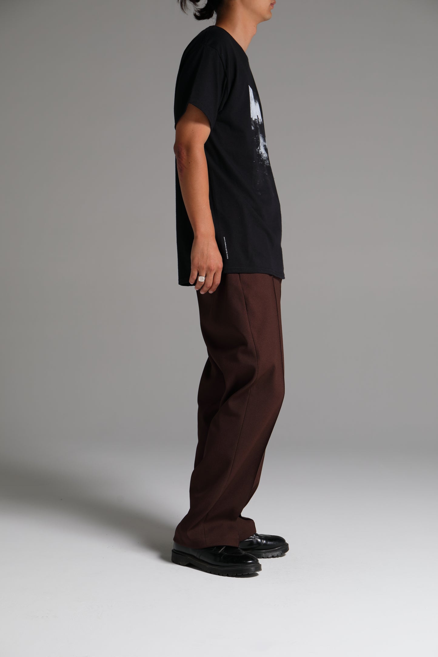 DELUXE x Allan Potter TEE BLACK