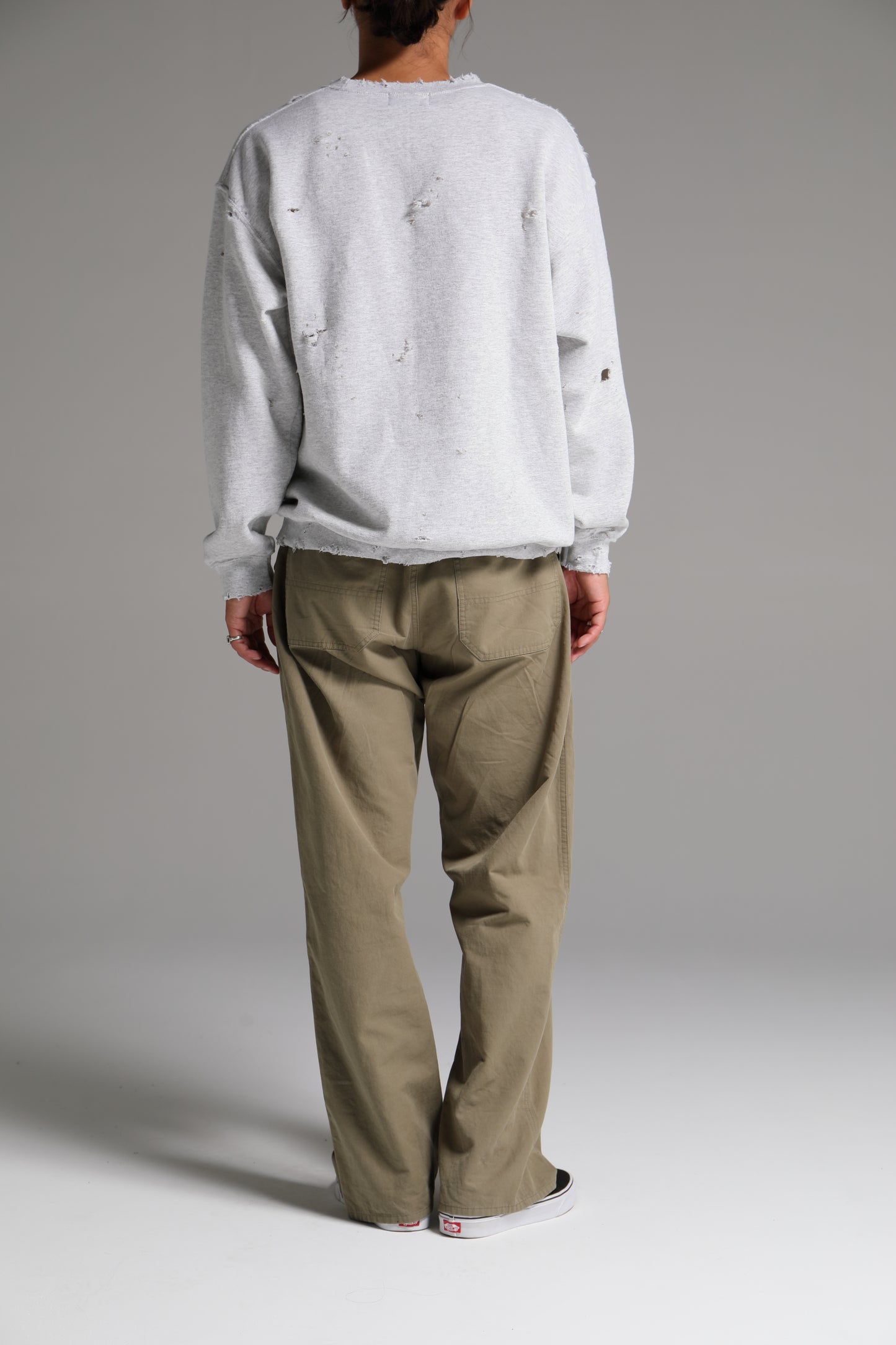 DELUXE LOGO SAVAGE CREW GRAY