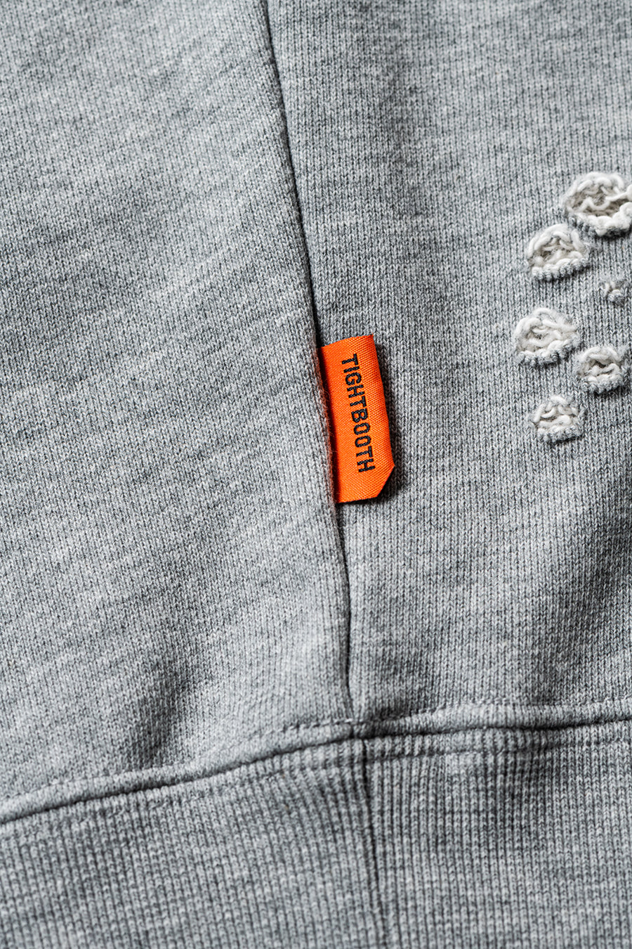 DELUXE x TIGHTBOOTH DAMAGE CREW SWEAT GRAY