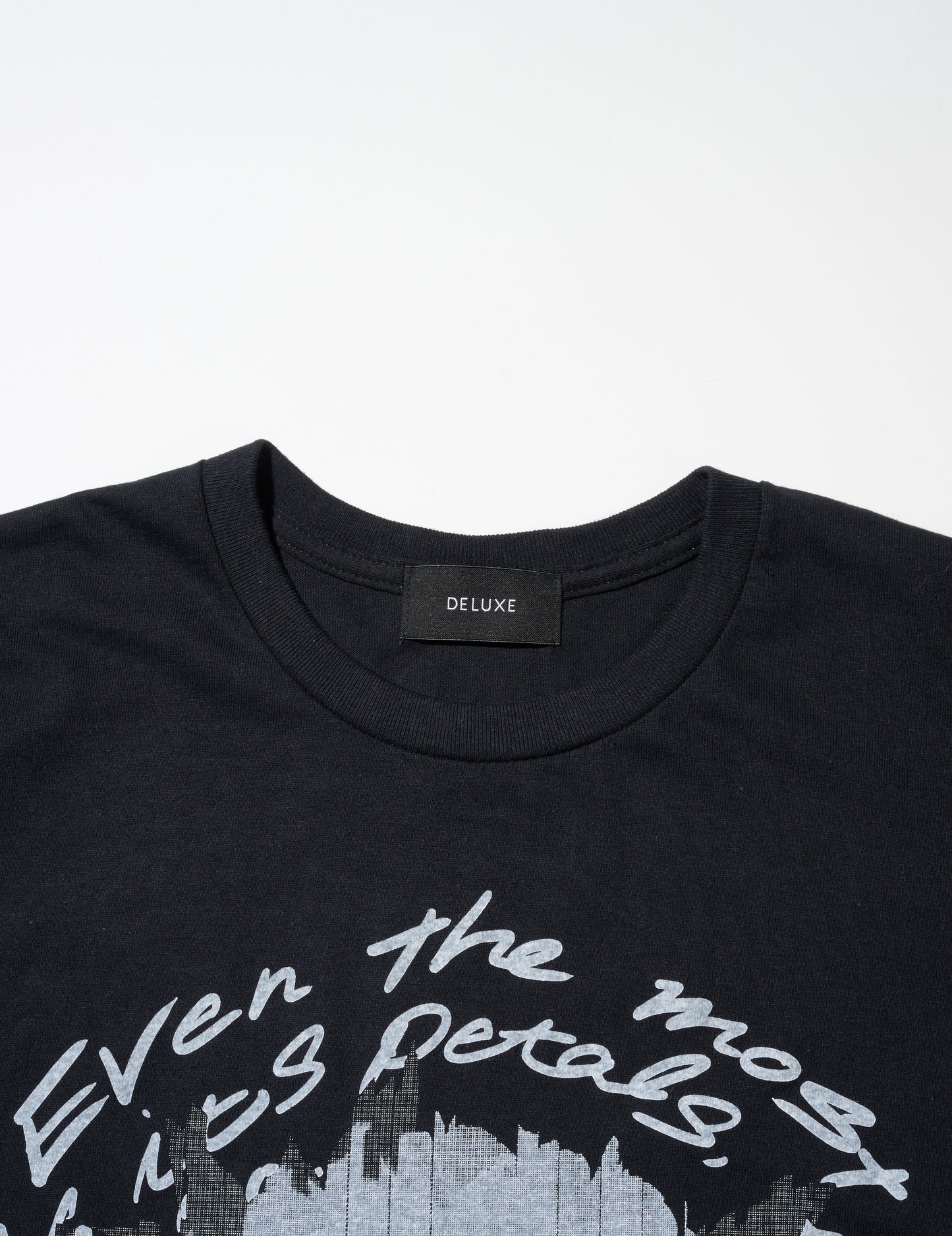 DELUXE x Kosuke Kawamura Flower TEE BLACK