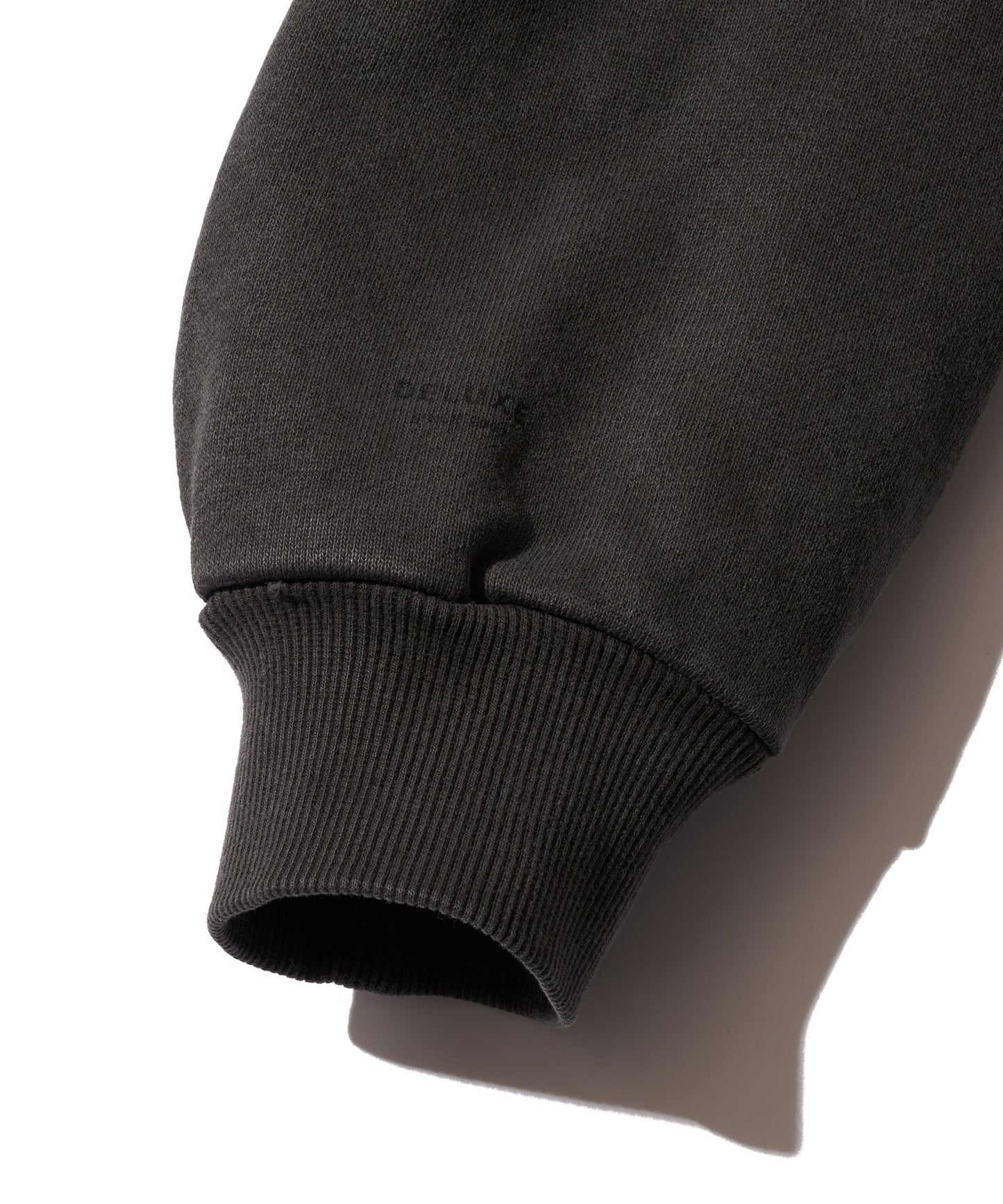 DELUXE x Evisen Botanic HOODIE BLACK