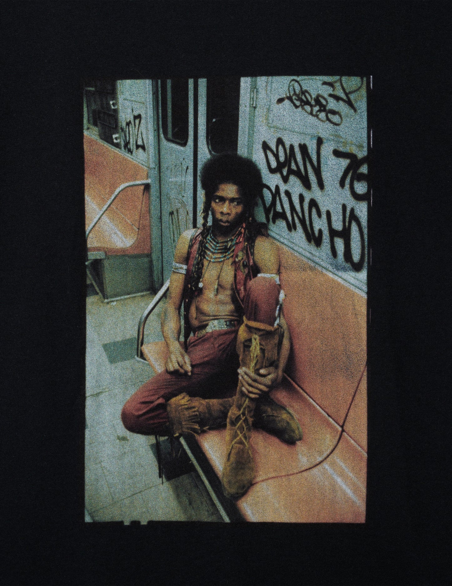 DELUXE x THE Warriors Photo TEE BLACK